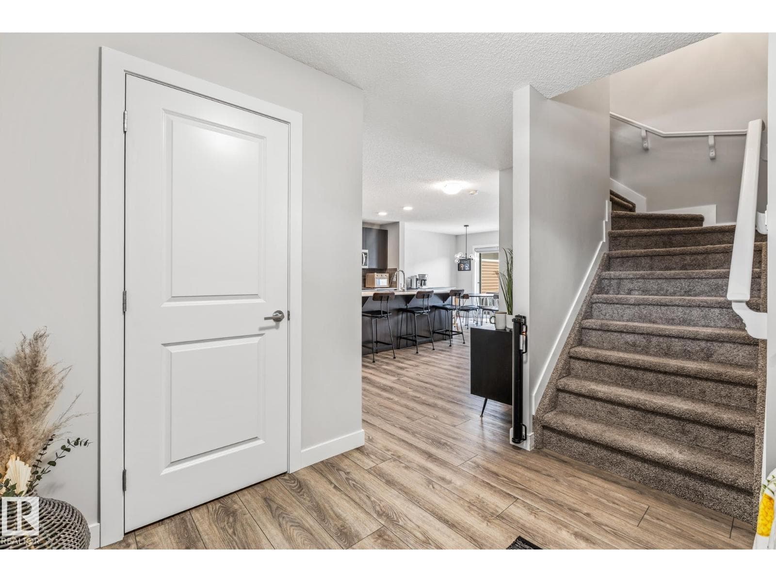 856 EBBERS CR NW photo 3
