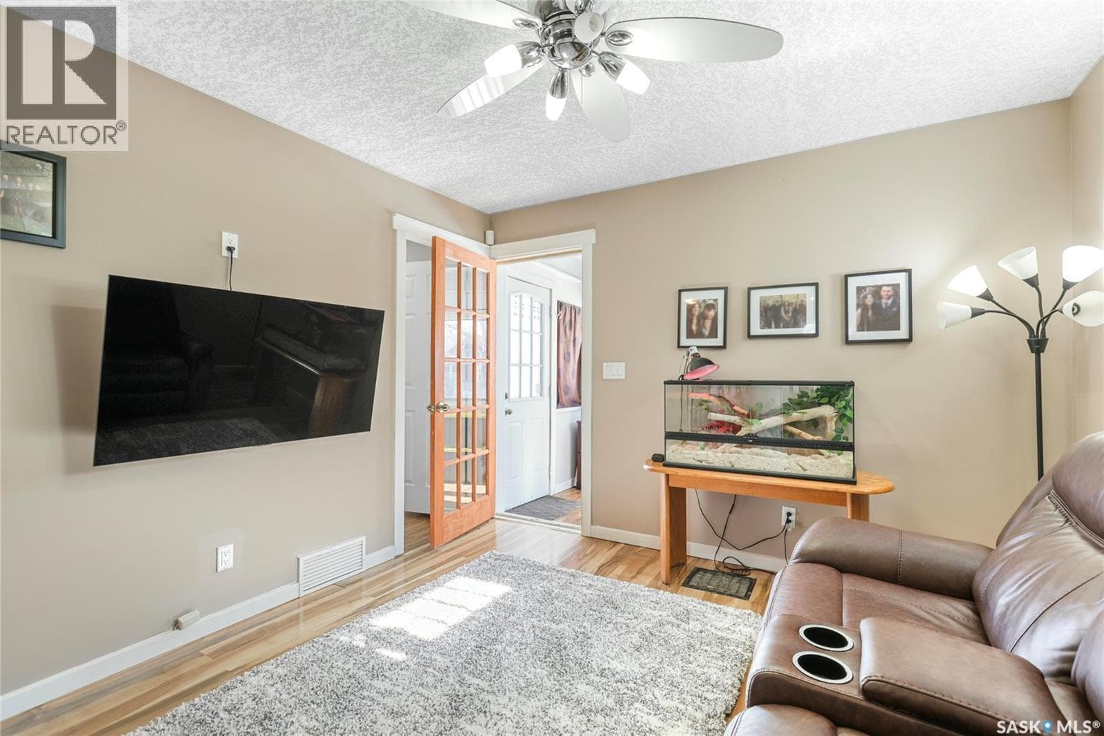 1438 Connaught STREET — photo 5