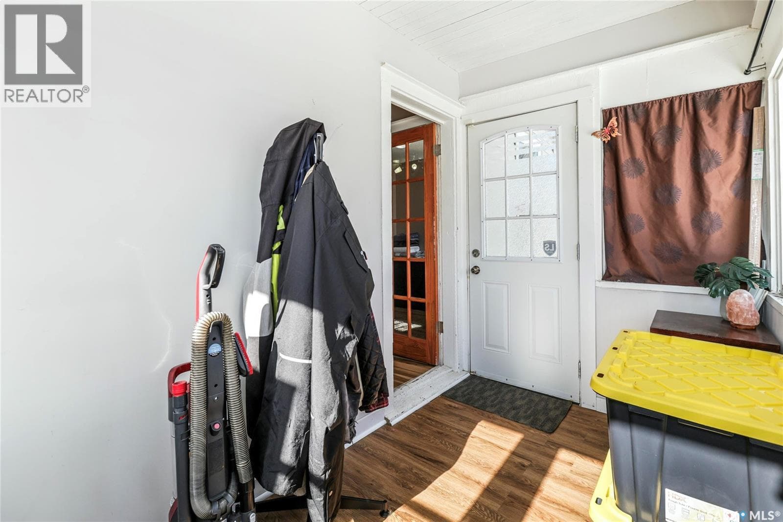 1438 Connaught STREET — photo 3