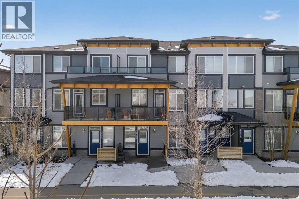 1 bed 1 bath single family at 19613 45 Street SE — $234,500