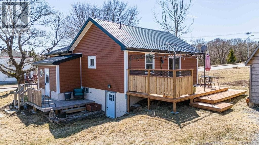 94 Wallace Cove Road photo 2