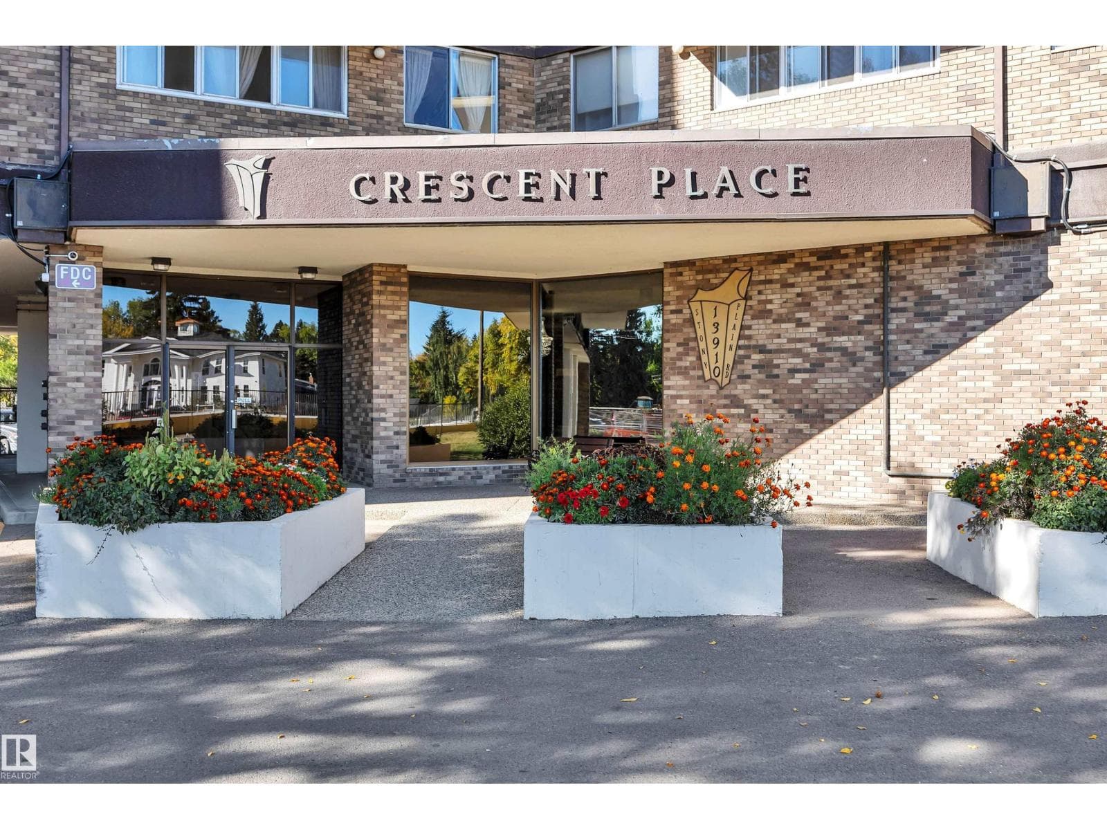 #1412 13910 STONY PLAIN RD NW photo 3