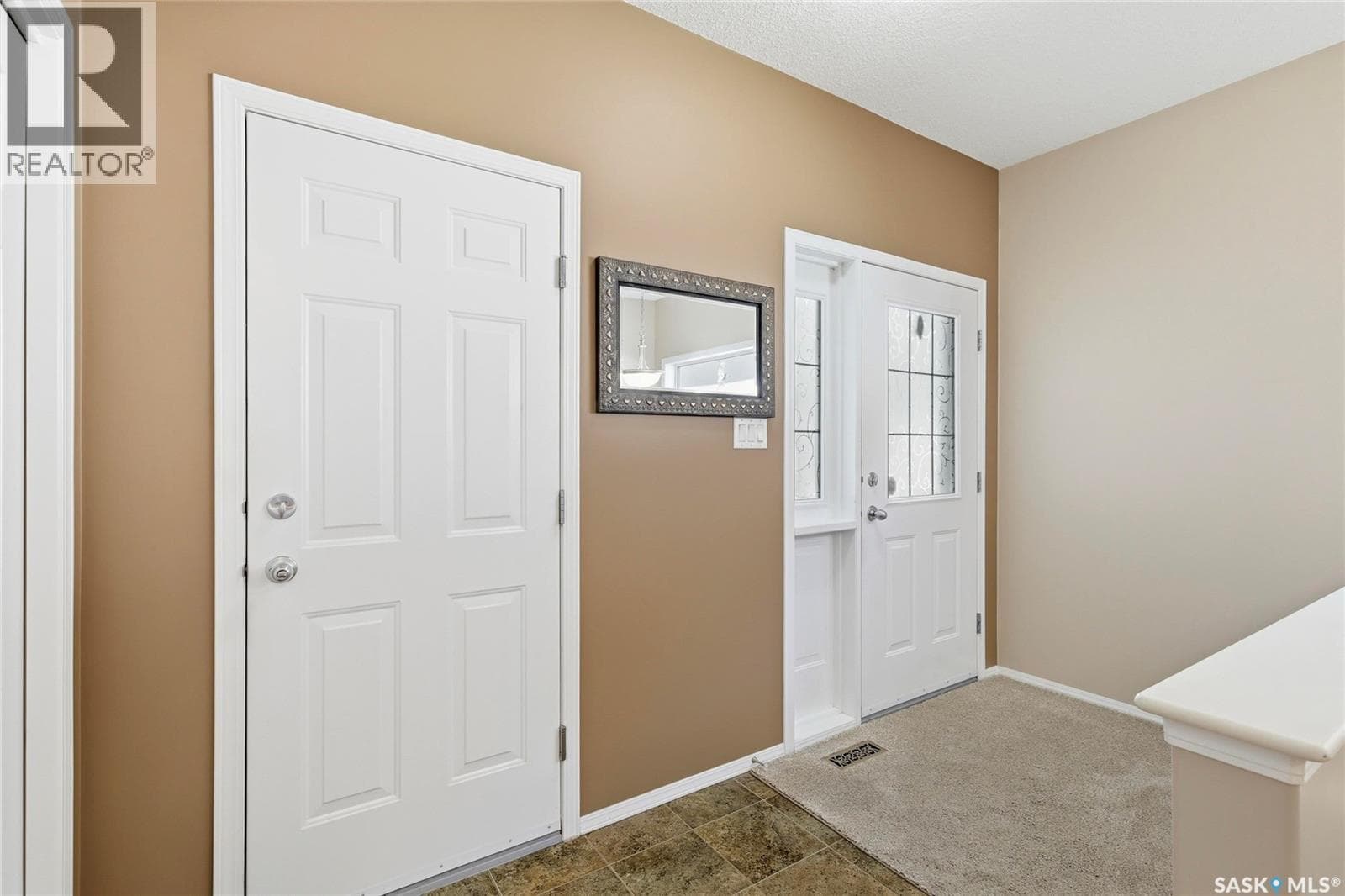 1655 Wingert DRIVE photo 3