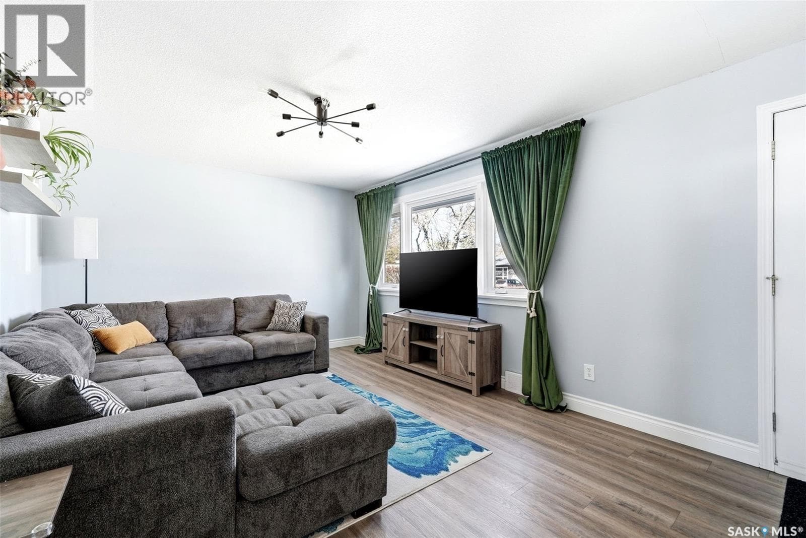 3039 Assiniboine AVENUE — photo 4