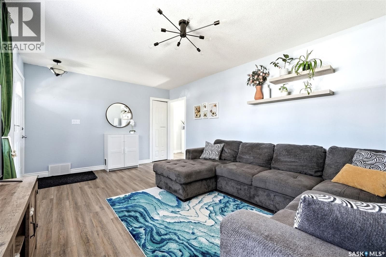 3039 Assiniboine AVENUE — photo 5