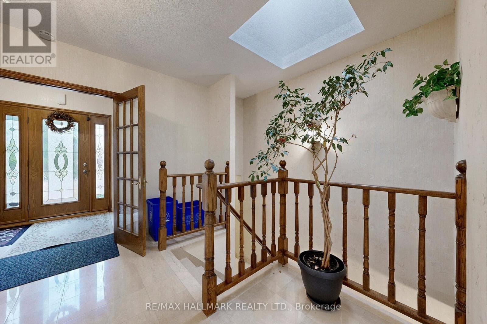 101 LEYBURN AVENUE photo 4