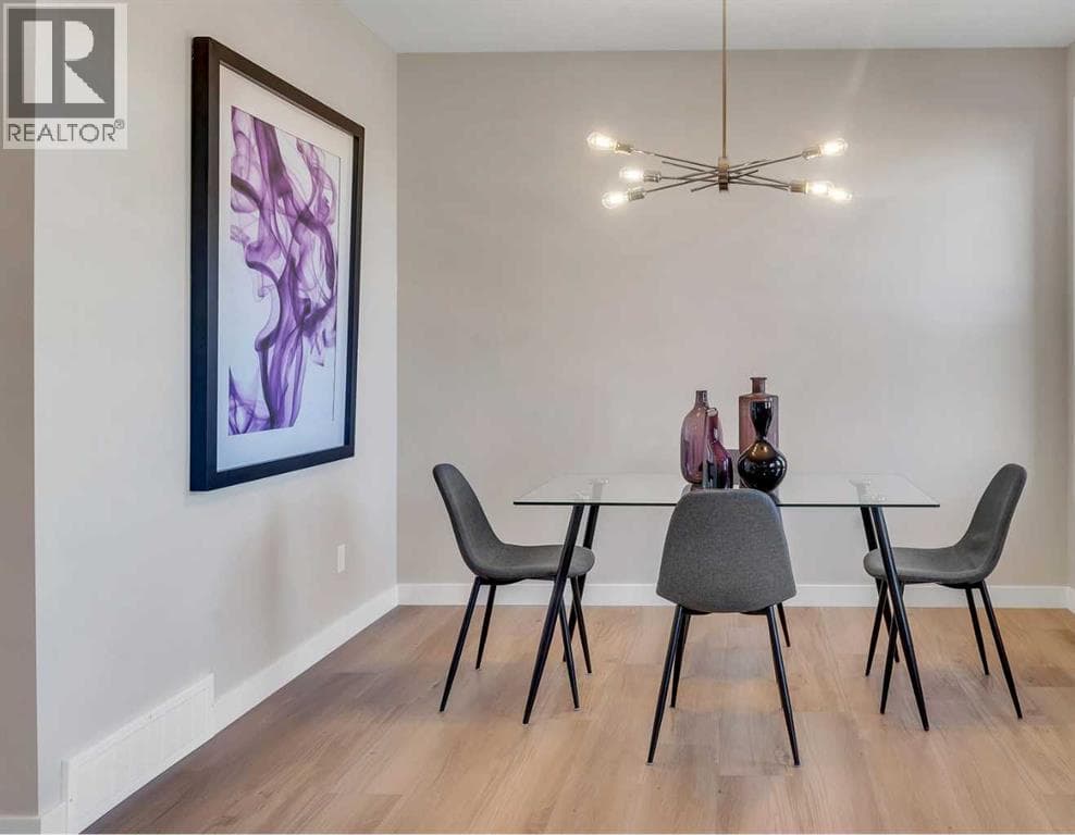 212 Edgefield Bay — photo 5