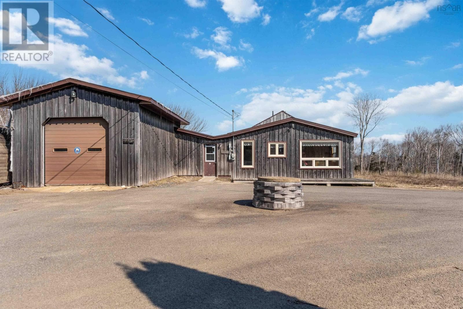 2481 Broad Cove Road photo 4