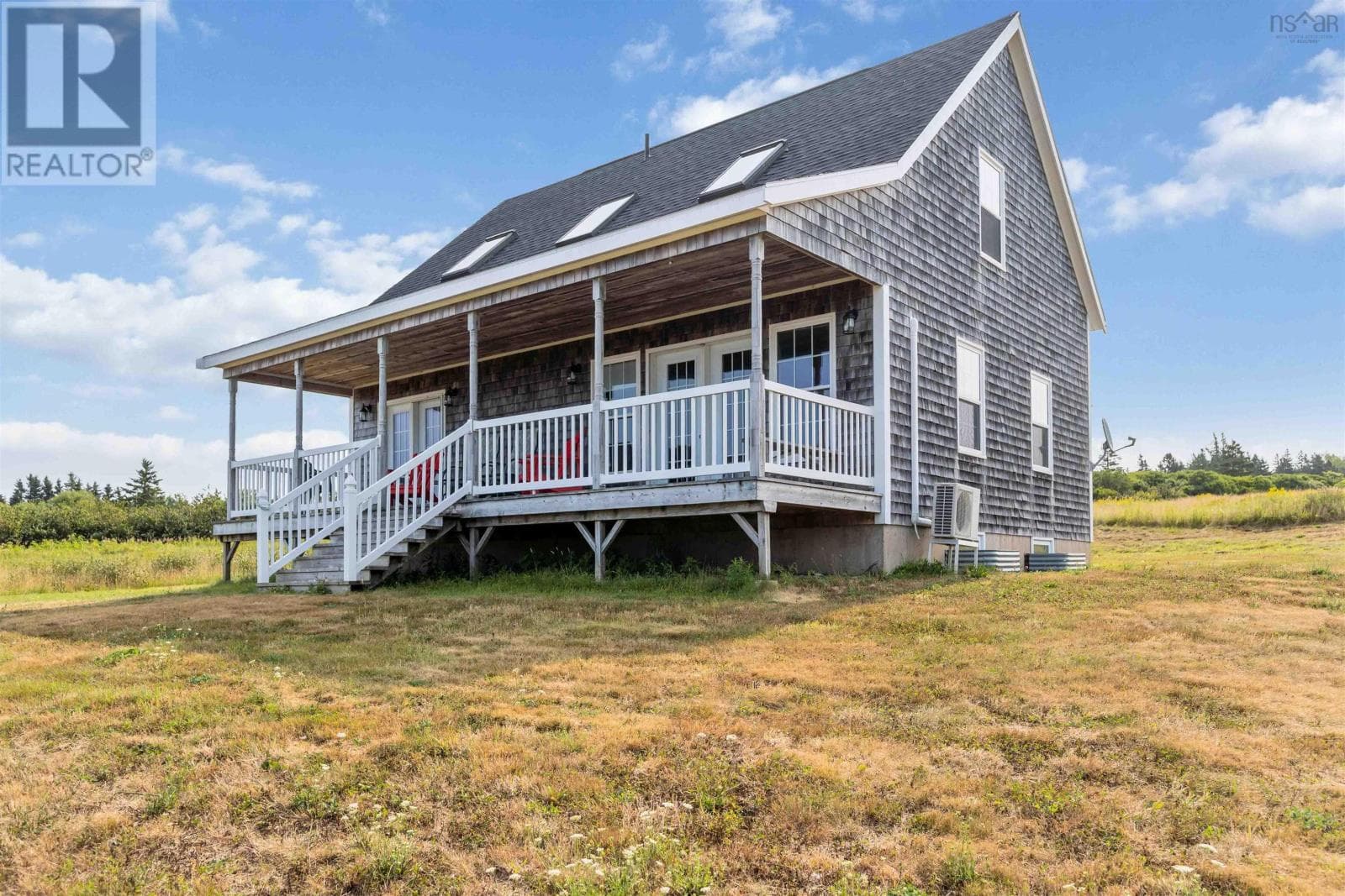 885 Fort Point Road photo 2