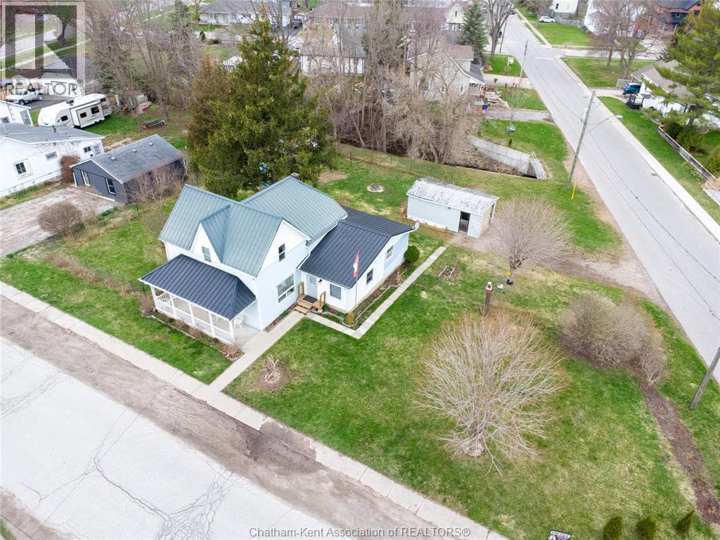 84 SHERMAN STREET photo 2
