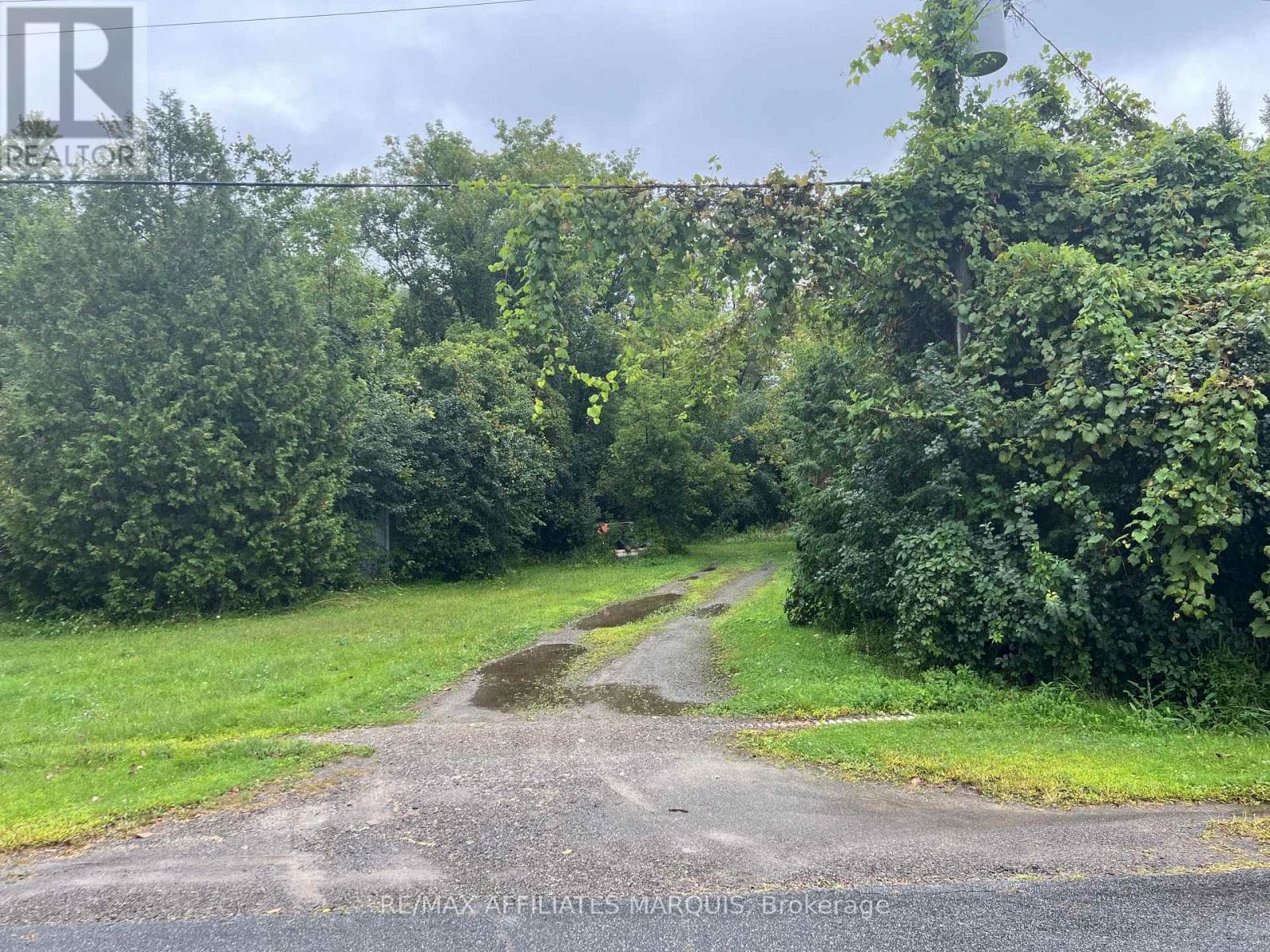 single family at 75 UNION STREET — $90,000