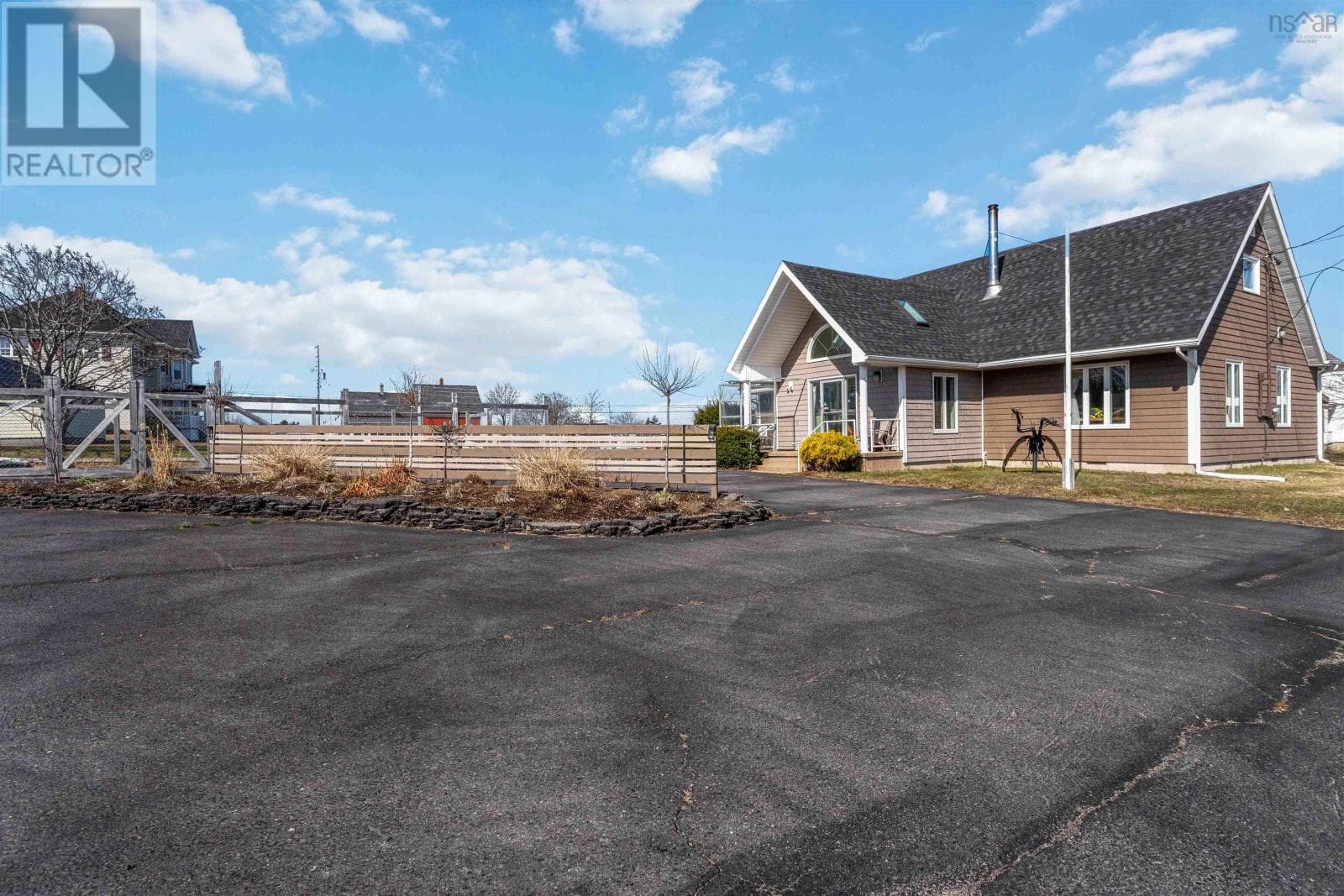 3213 Highway 1 photo 2