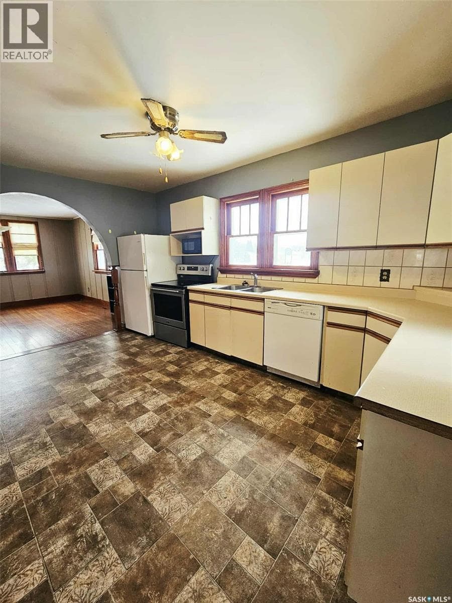 303 Ohlen STREET photo 4