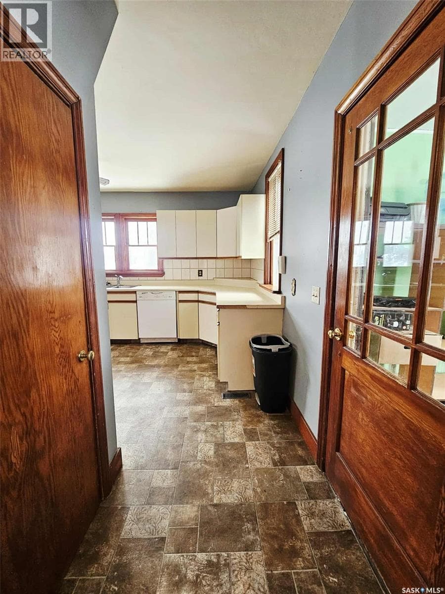 303 Ohlen STREET photo 3
