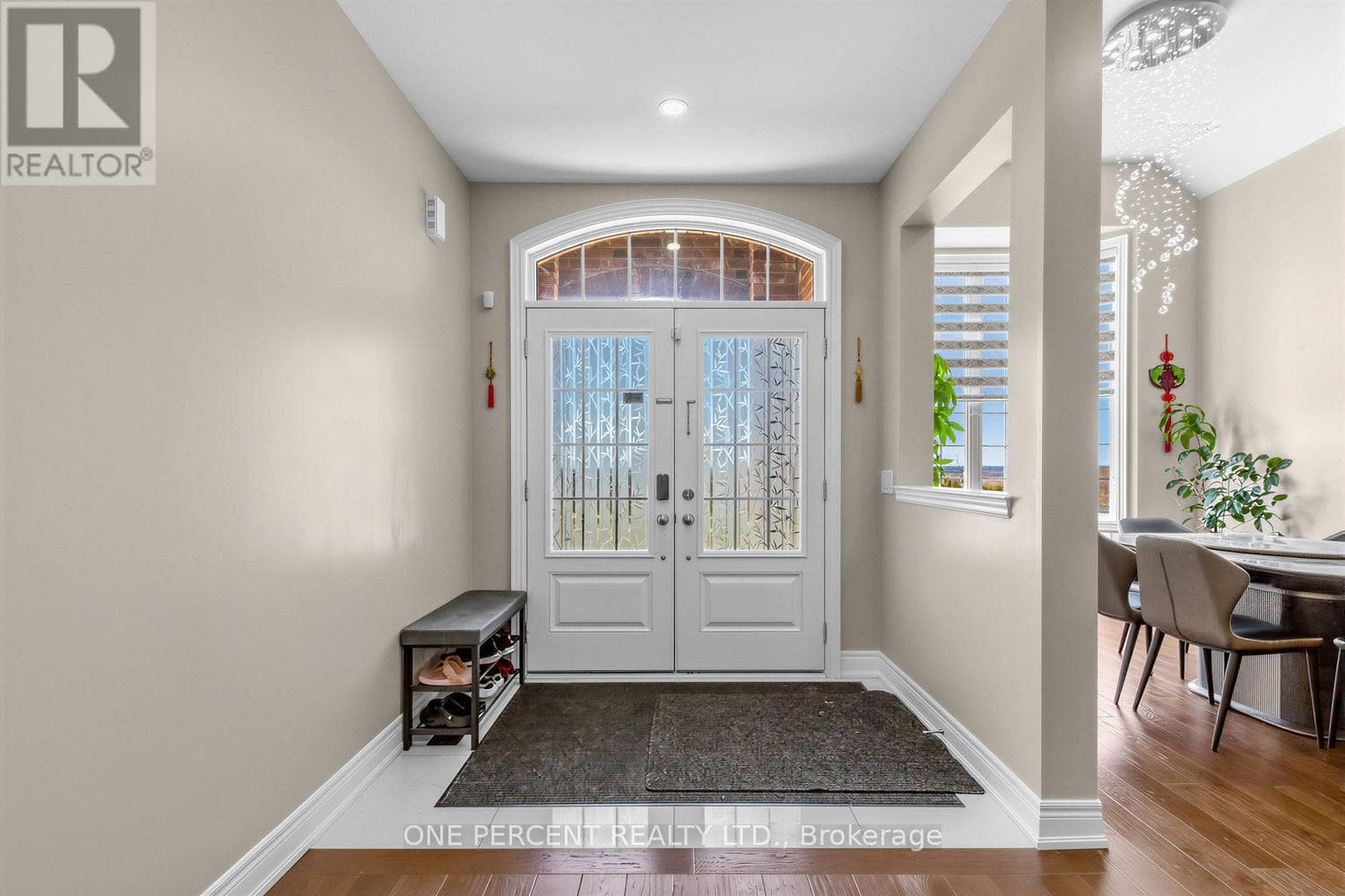 432 SEAVIEW HEIGHTS photo 4