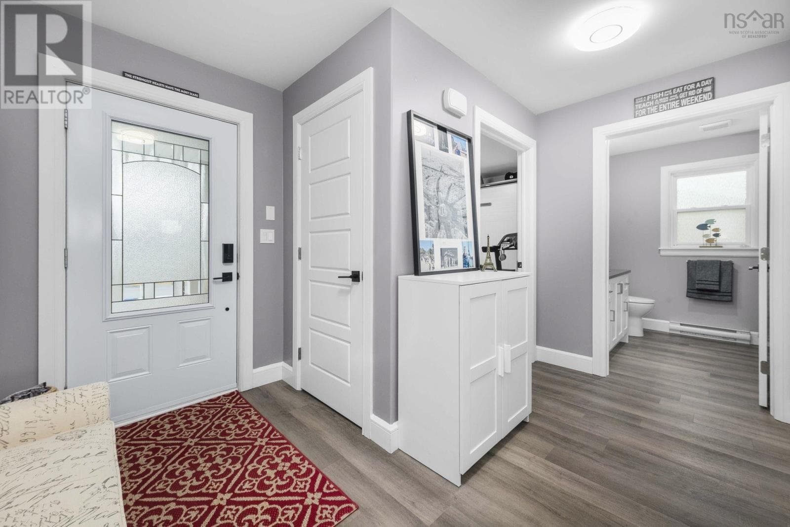 35 Elizabeth Avenue photo 4