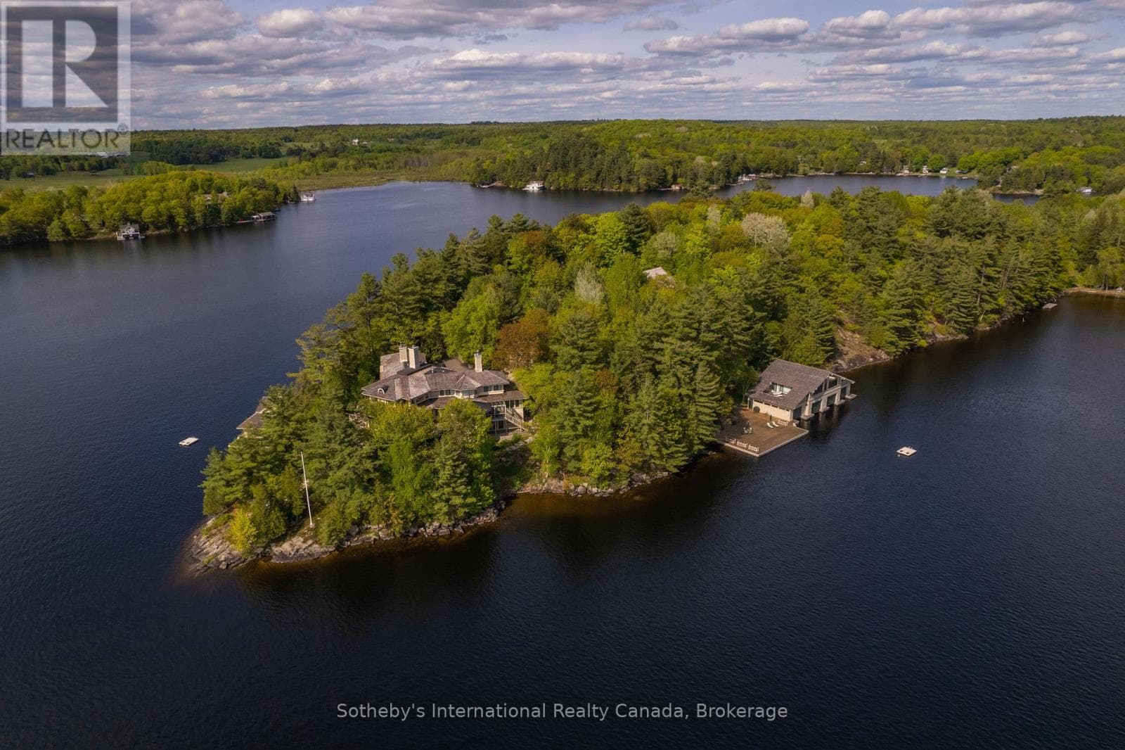 FULL - 1250 WALDMERE ROAD photo 3