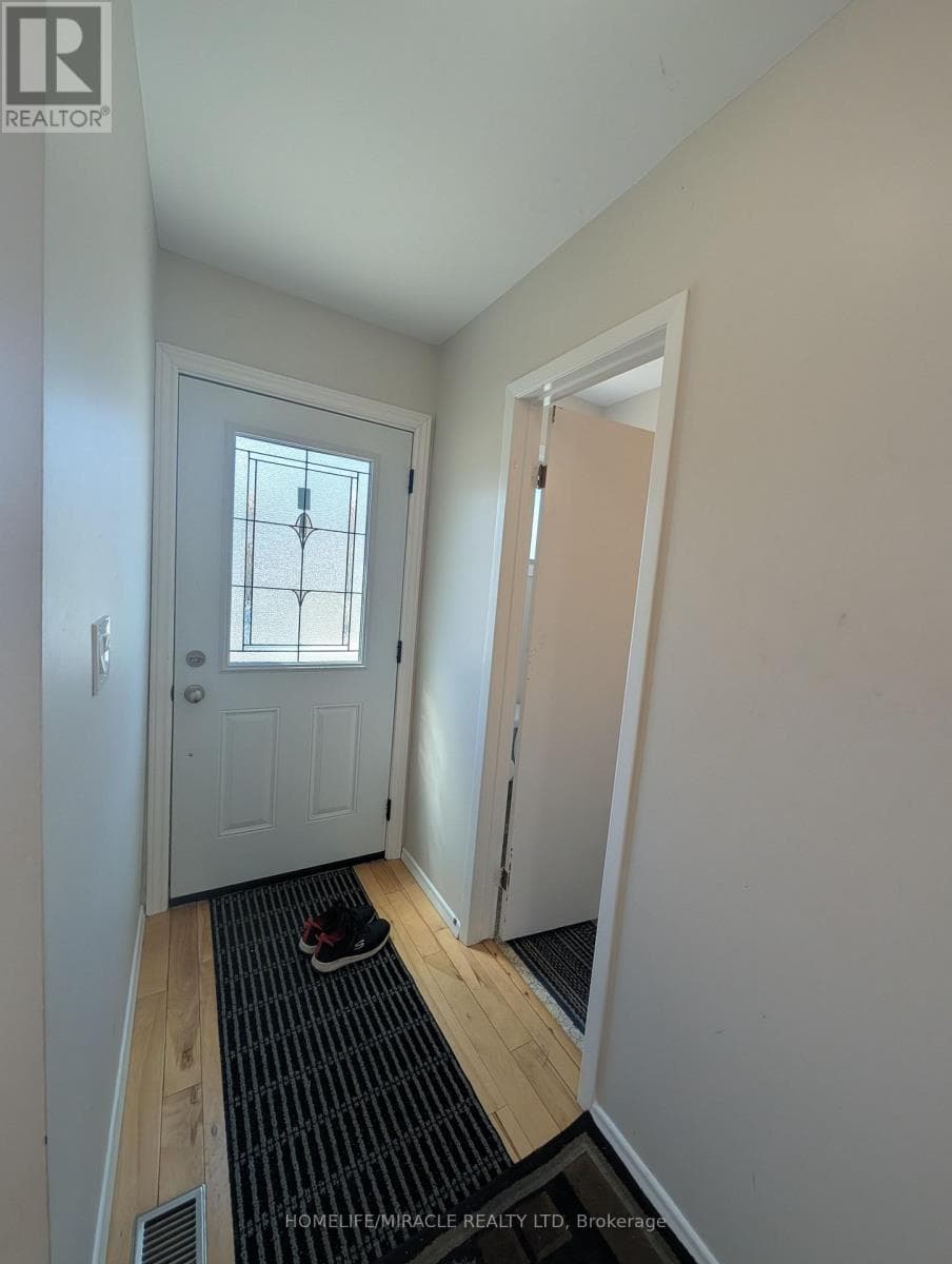 7 - 27 ADDINGTON STREET photo 2