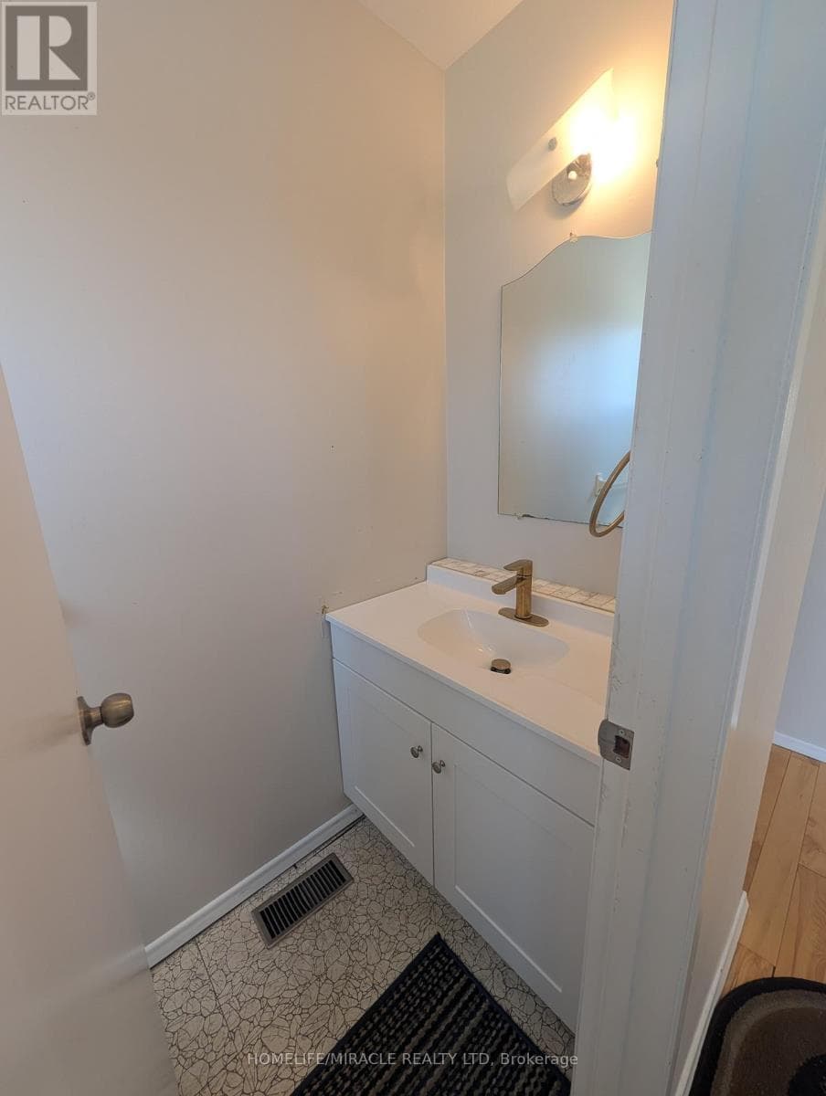 7 - 27 ADDINGTON STREET photo 3