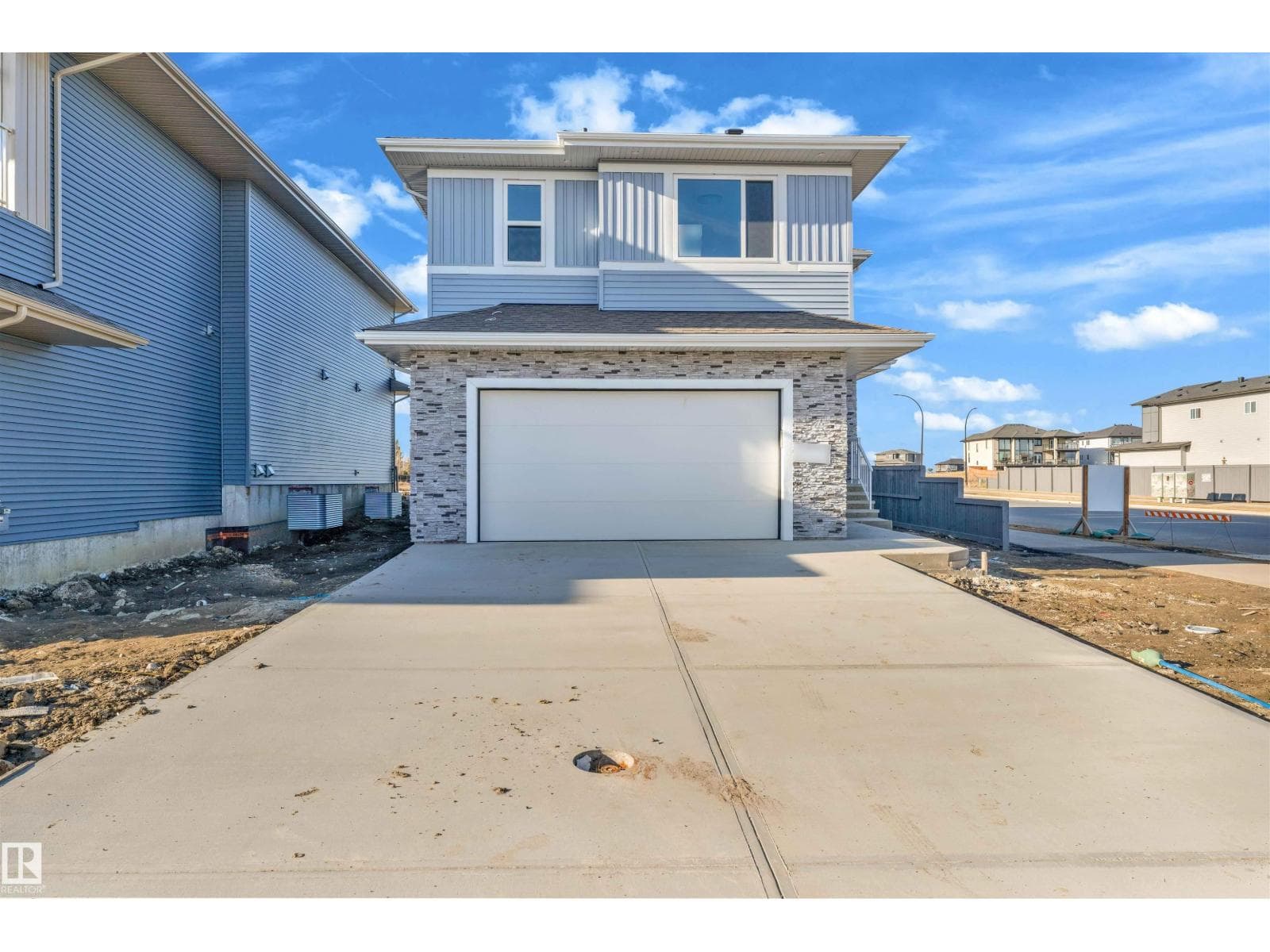2420 63 AV NE