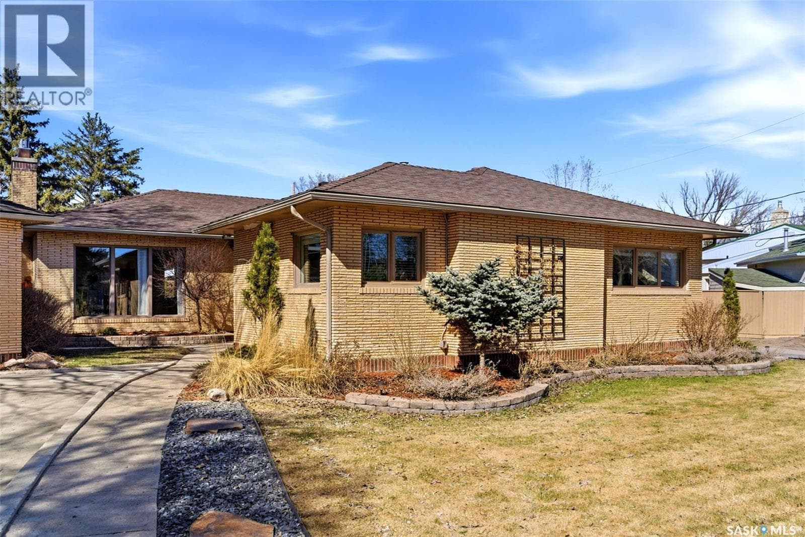 2640 19th AVENUE photo 4