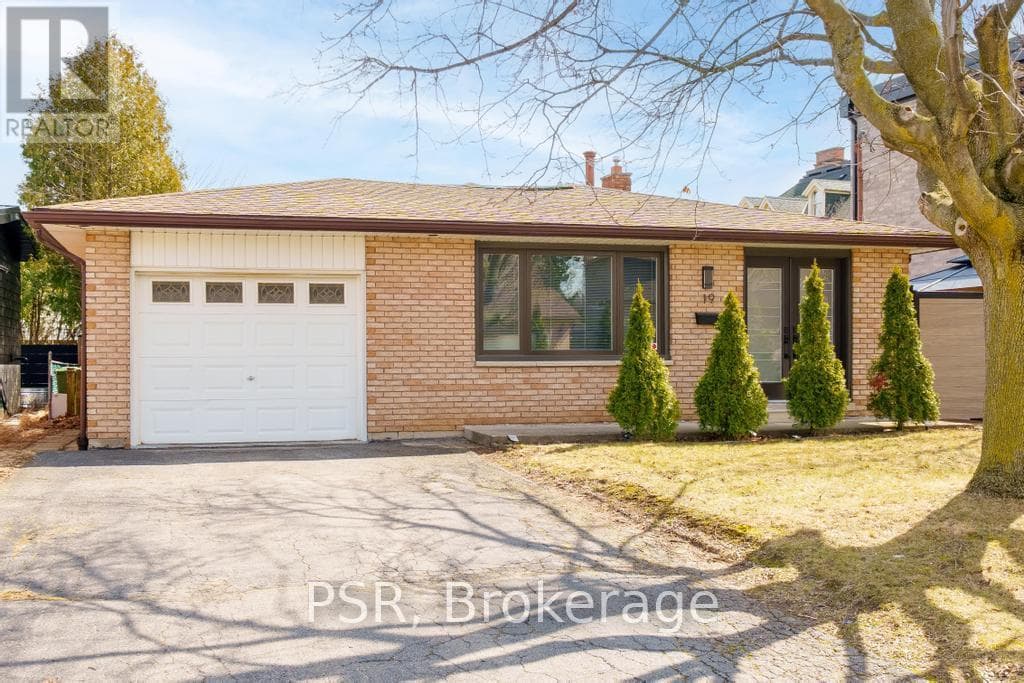 19 GLEN FOREST DRIVE photo 4