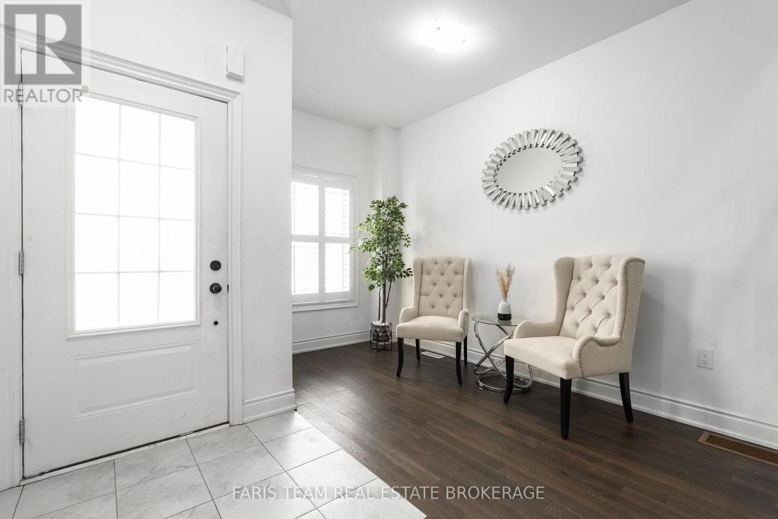 27 HARVEST CRESCENT photo 5
