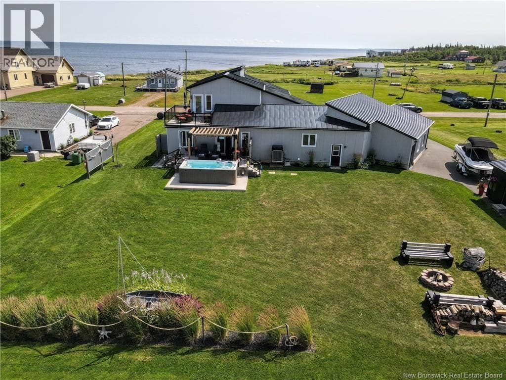 52 Connie Road photo 3