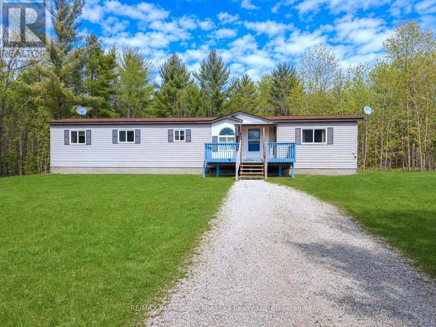 2 bed 1 bath single family at 3 LITTLE'S LANE — $399,900