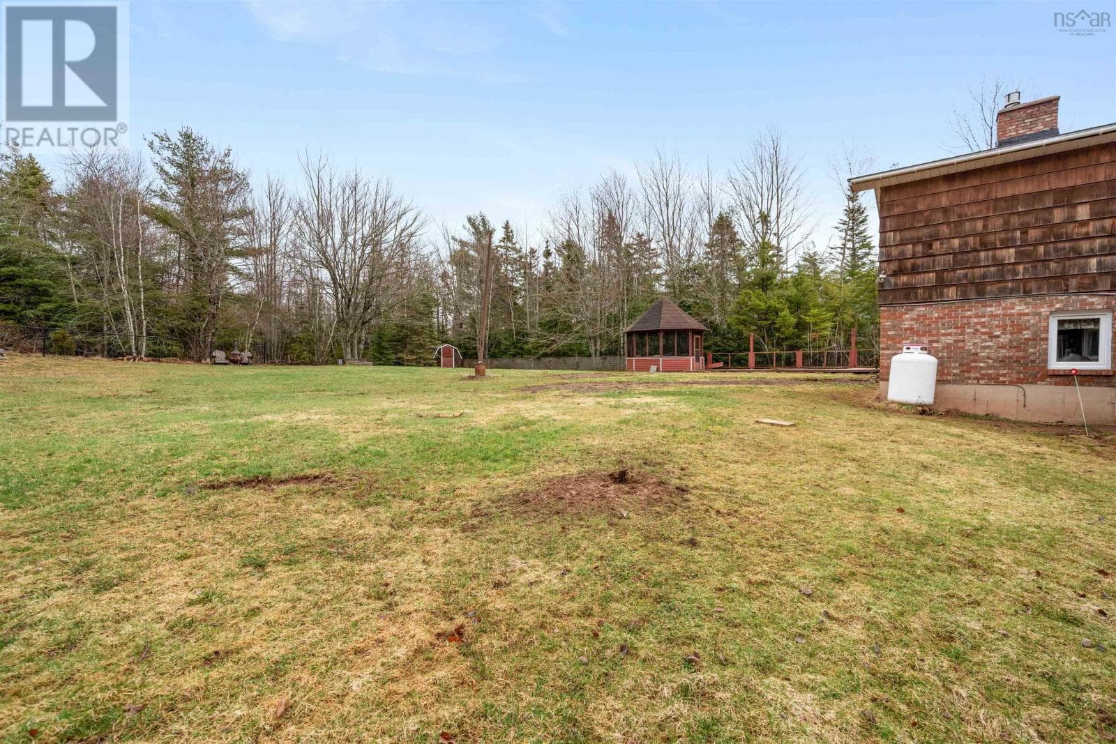 224 Sylvester Road photo 5