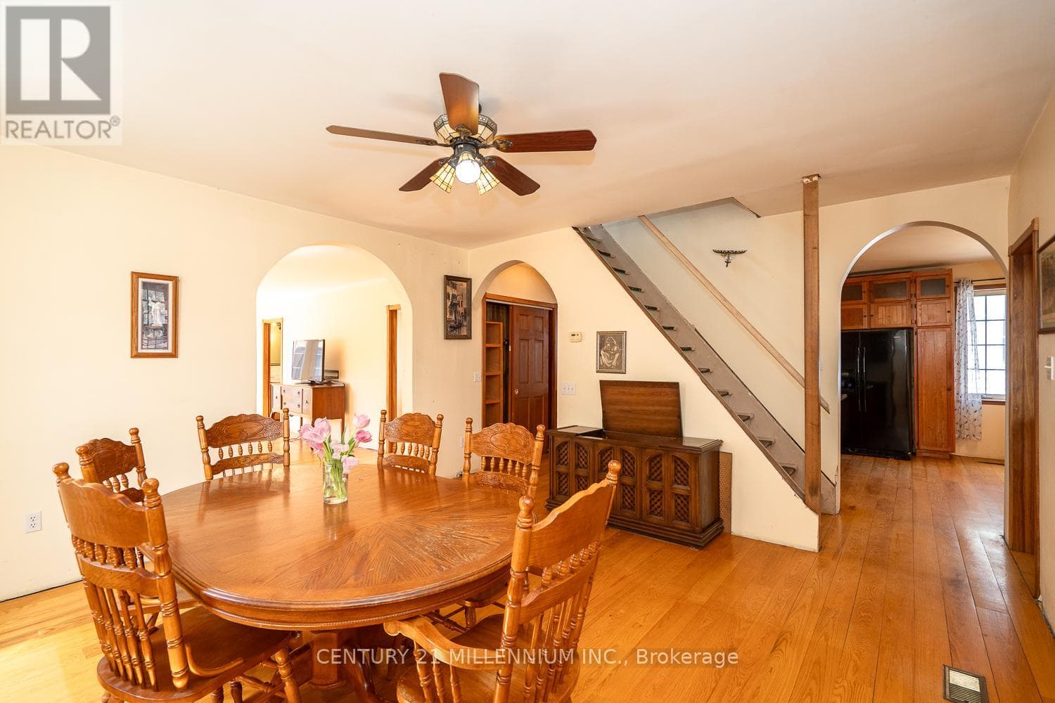 18 CROZIER STREET photo 3