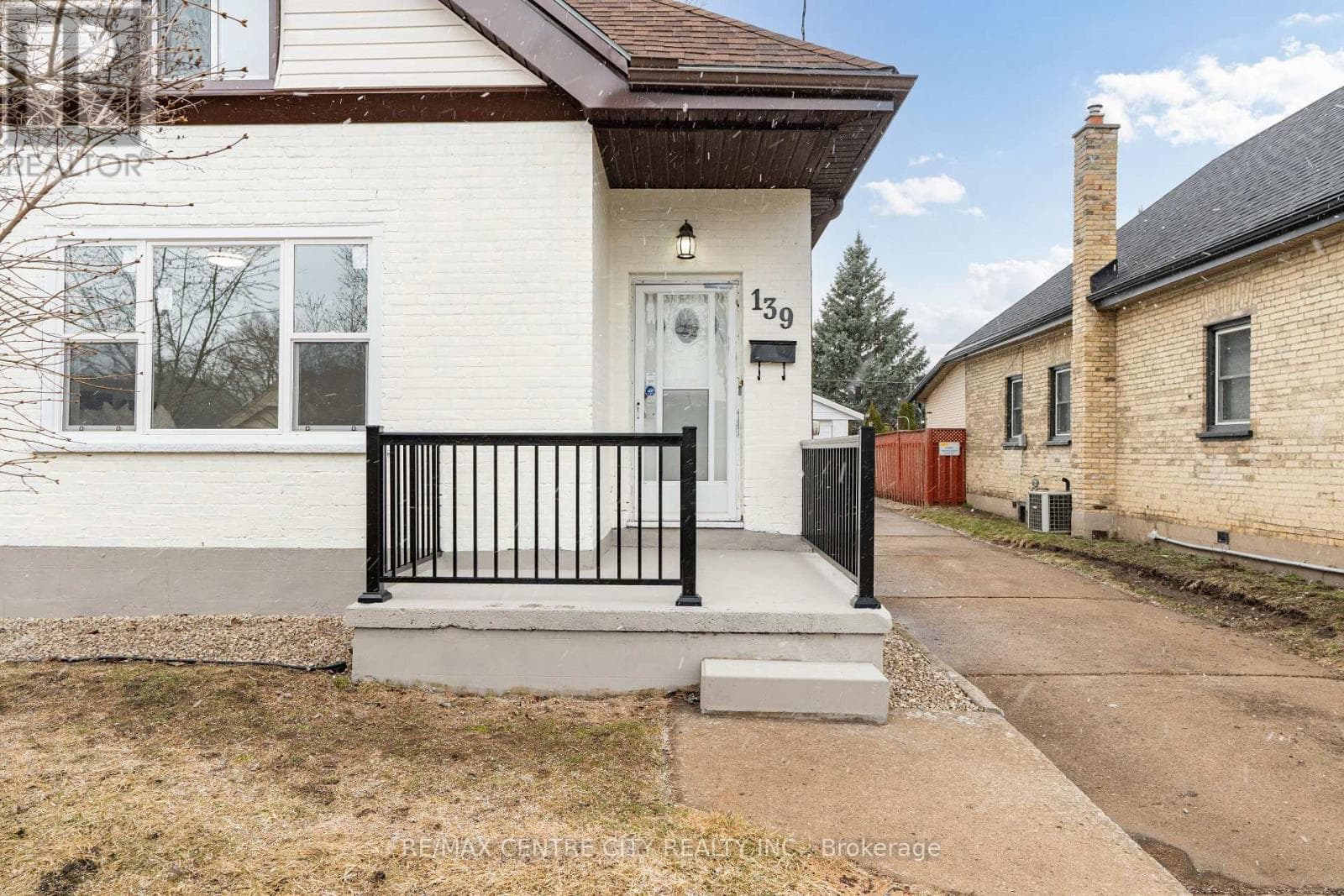 139 MAMELON STREET photo 2