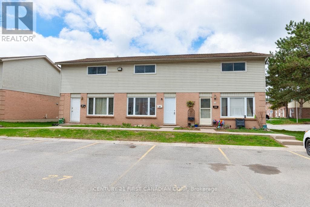 27 - 45 GATEWOOD PLACE photo 5