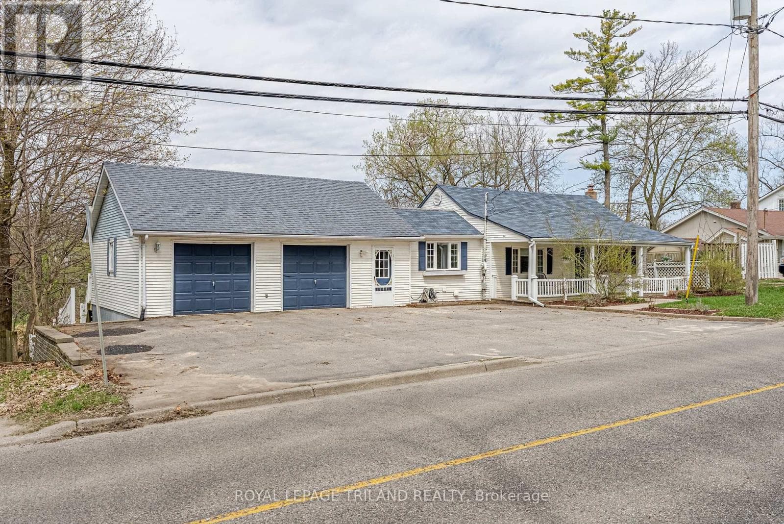 3868 HAMILTON ROAD photo 3