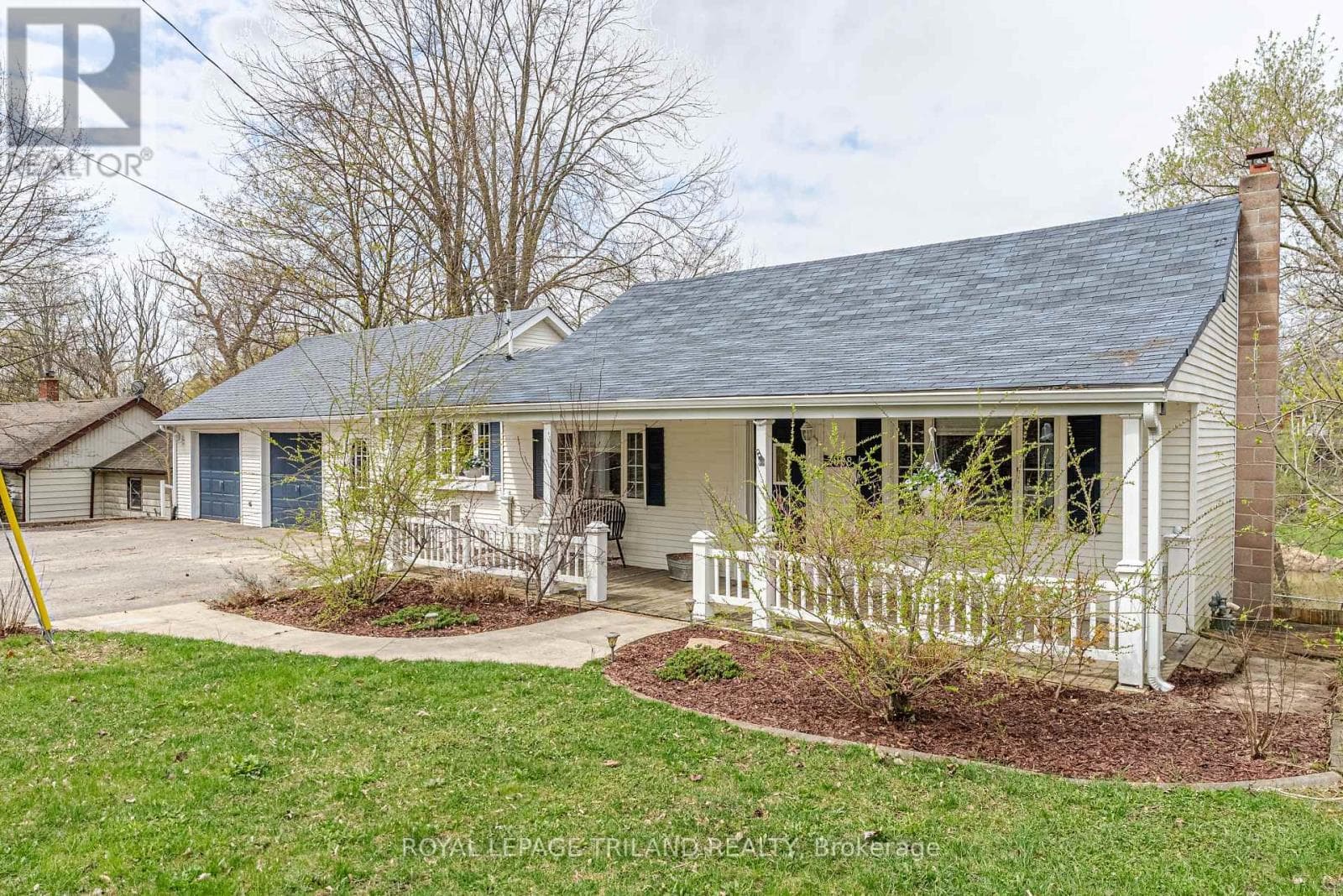 3868 HAMILTON ROAD photo 4