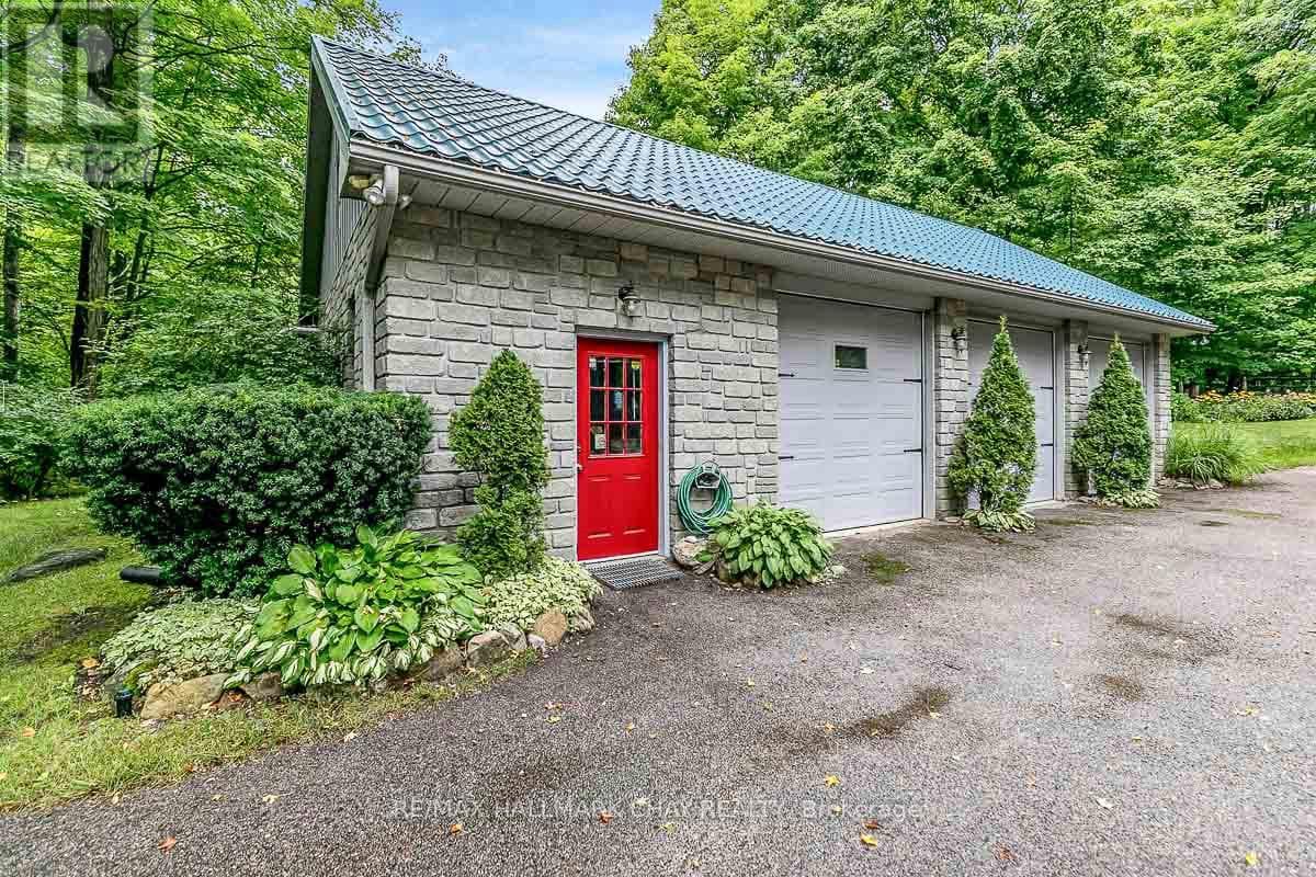 3778 VASEY ROAD photo 4