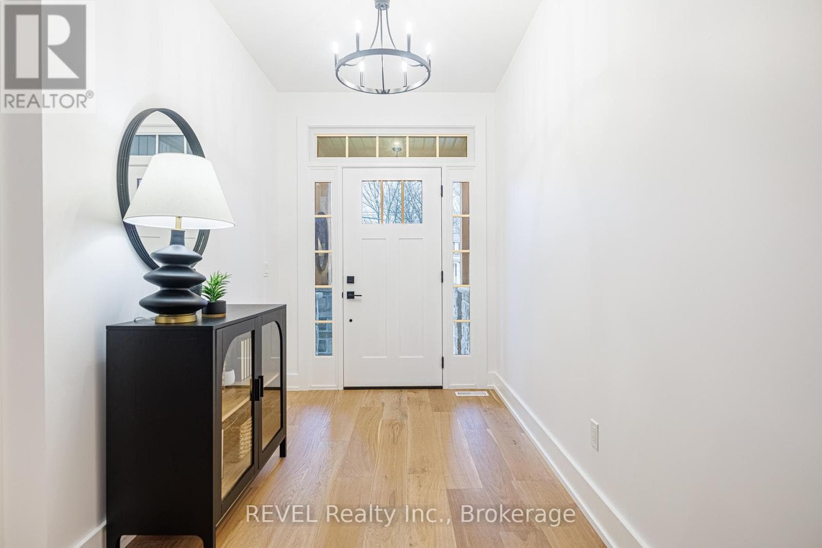 1133 DIPIETRO STREET photo 3