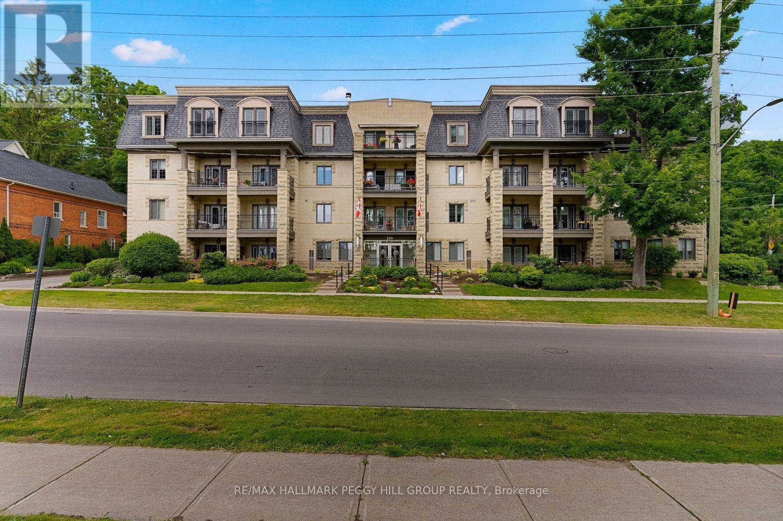 2 bed 1 bath single family at 104 - 200 COLLIER STREET — $549,900
