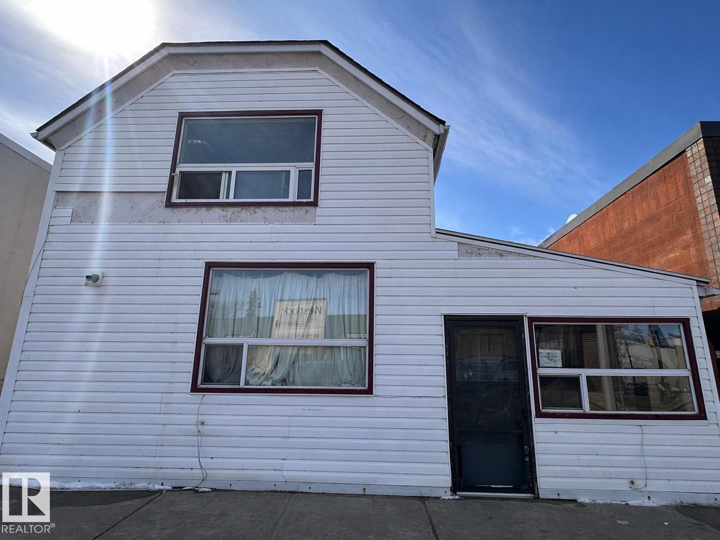 1 bed 4 bath single family at 10528 100 AV — $139,999