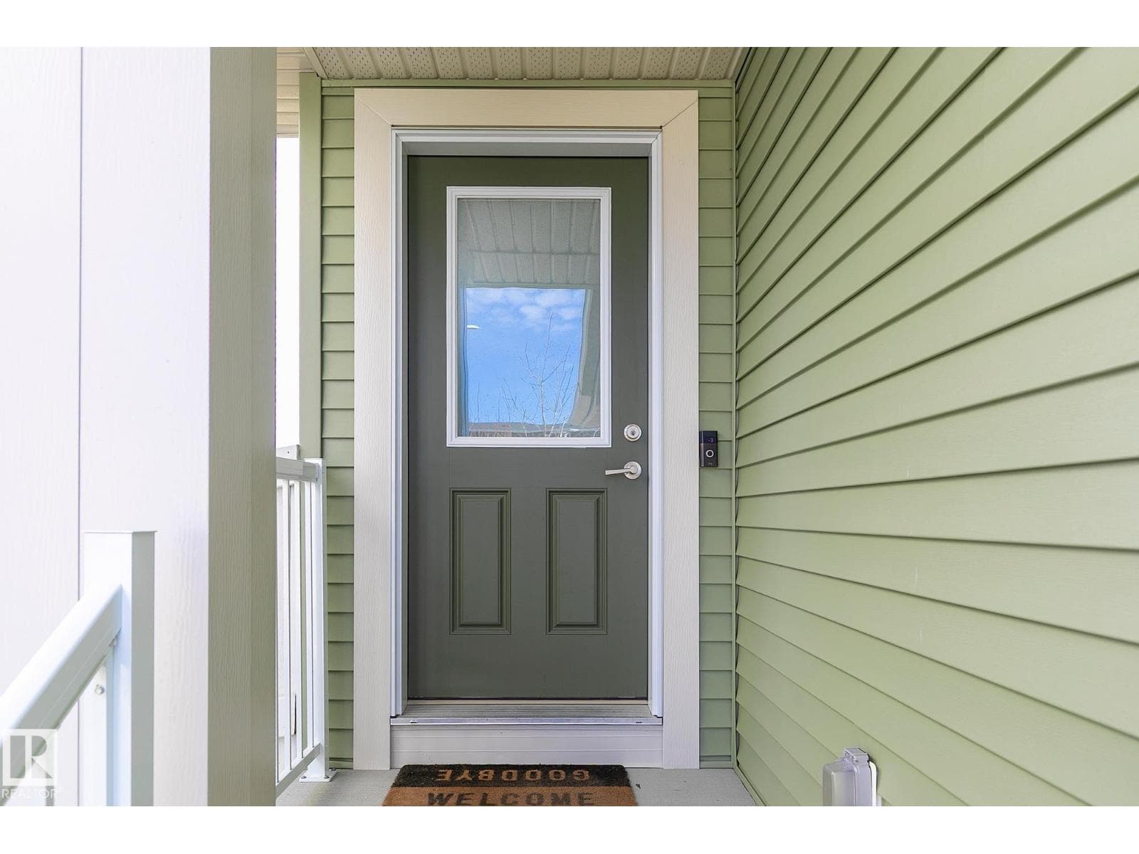 2808 152 AV NW photo 2