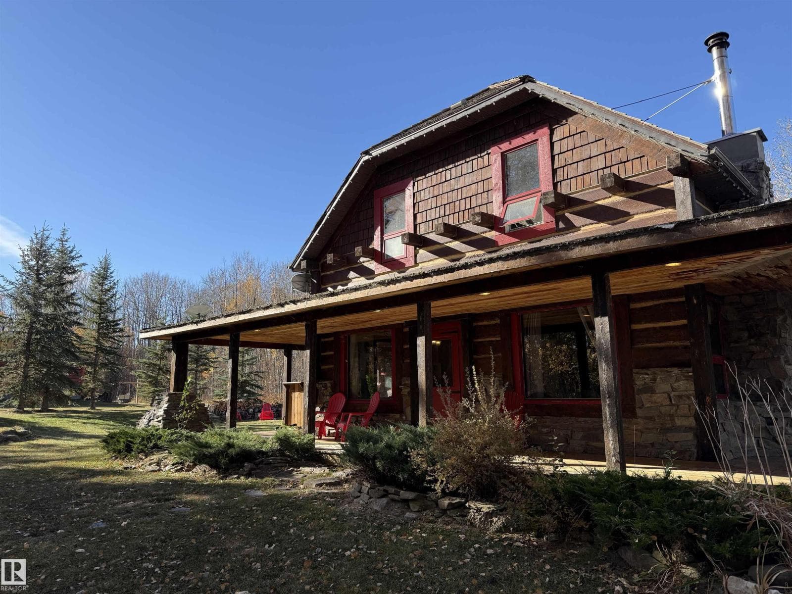 580 Poplar Bay Drive — photo 2