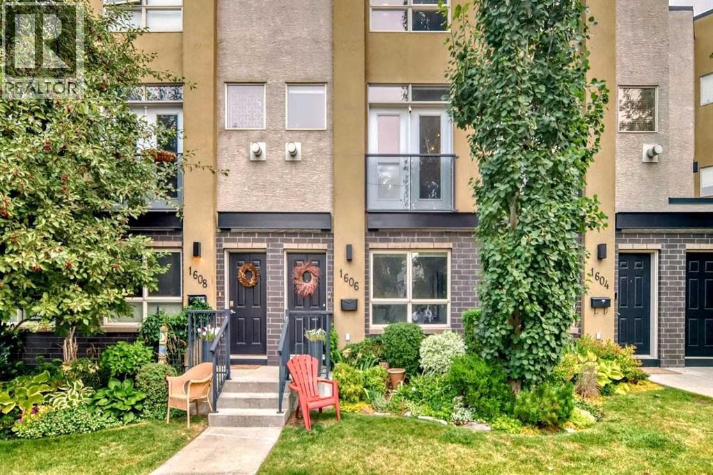 2 bed 2 bath single family at 1606 36 Avenue SW — $729,000