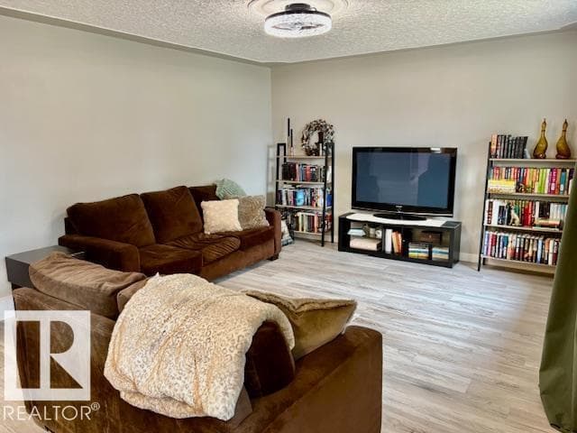 5626 49A ST photo 3