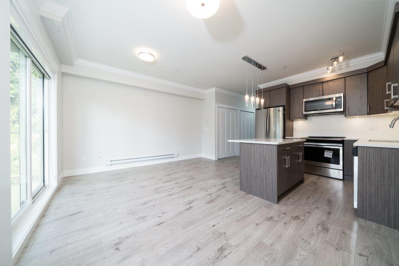 408 13799 101 AVENUE photo 3