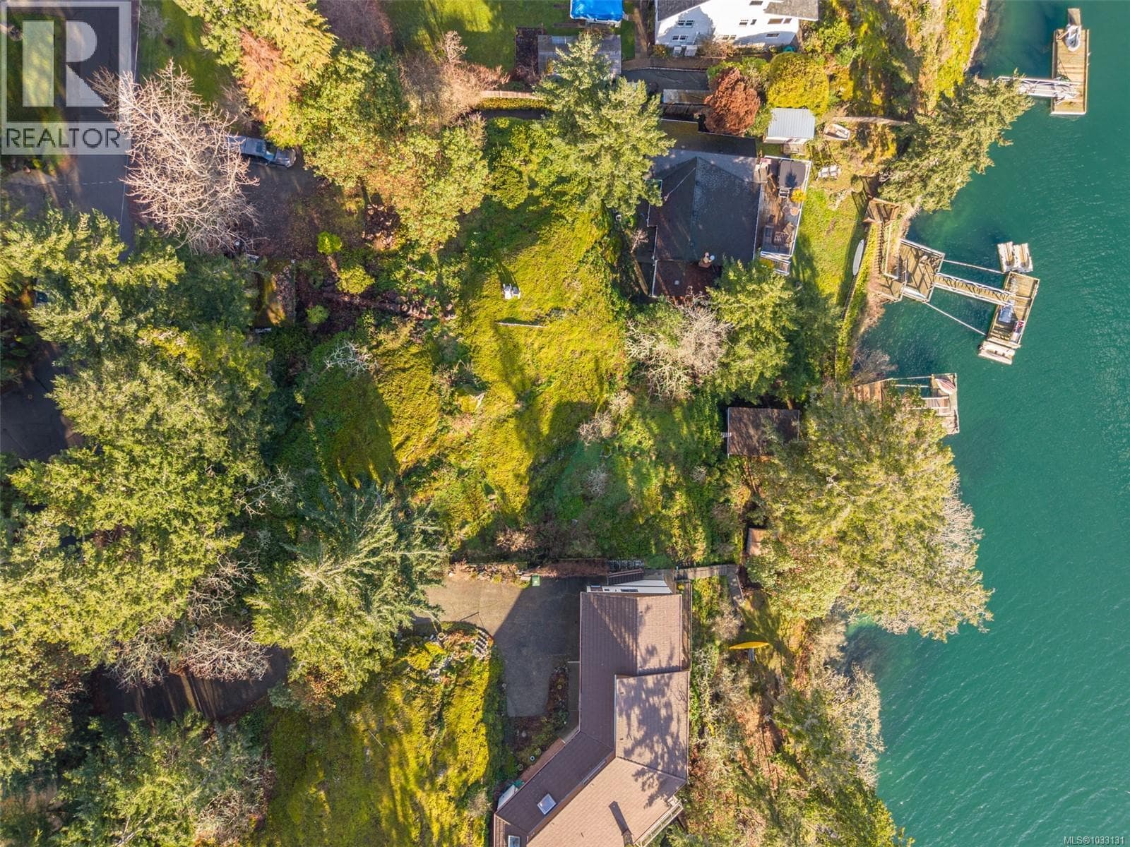 vacant land at 310 Bessborough Ave — $950,000