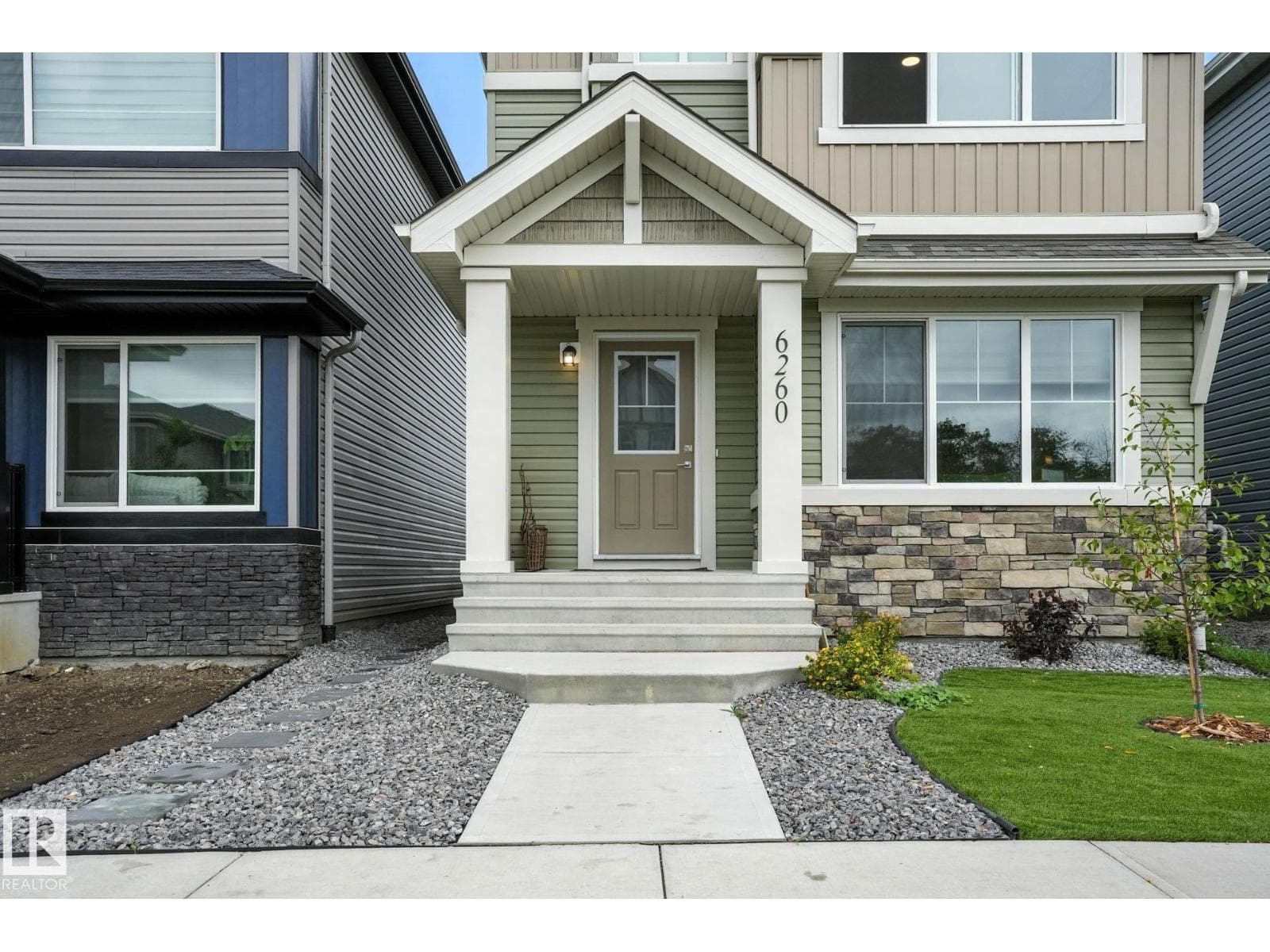 6260 175 AV NW photo 2