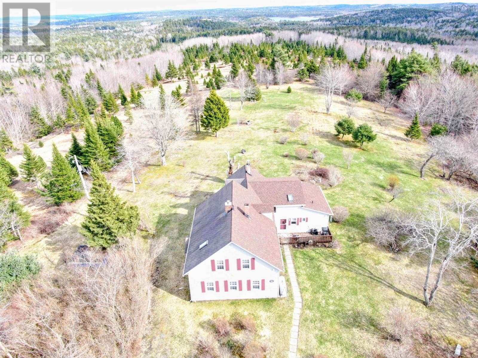 1536 Conquerall Road photo 3