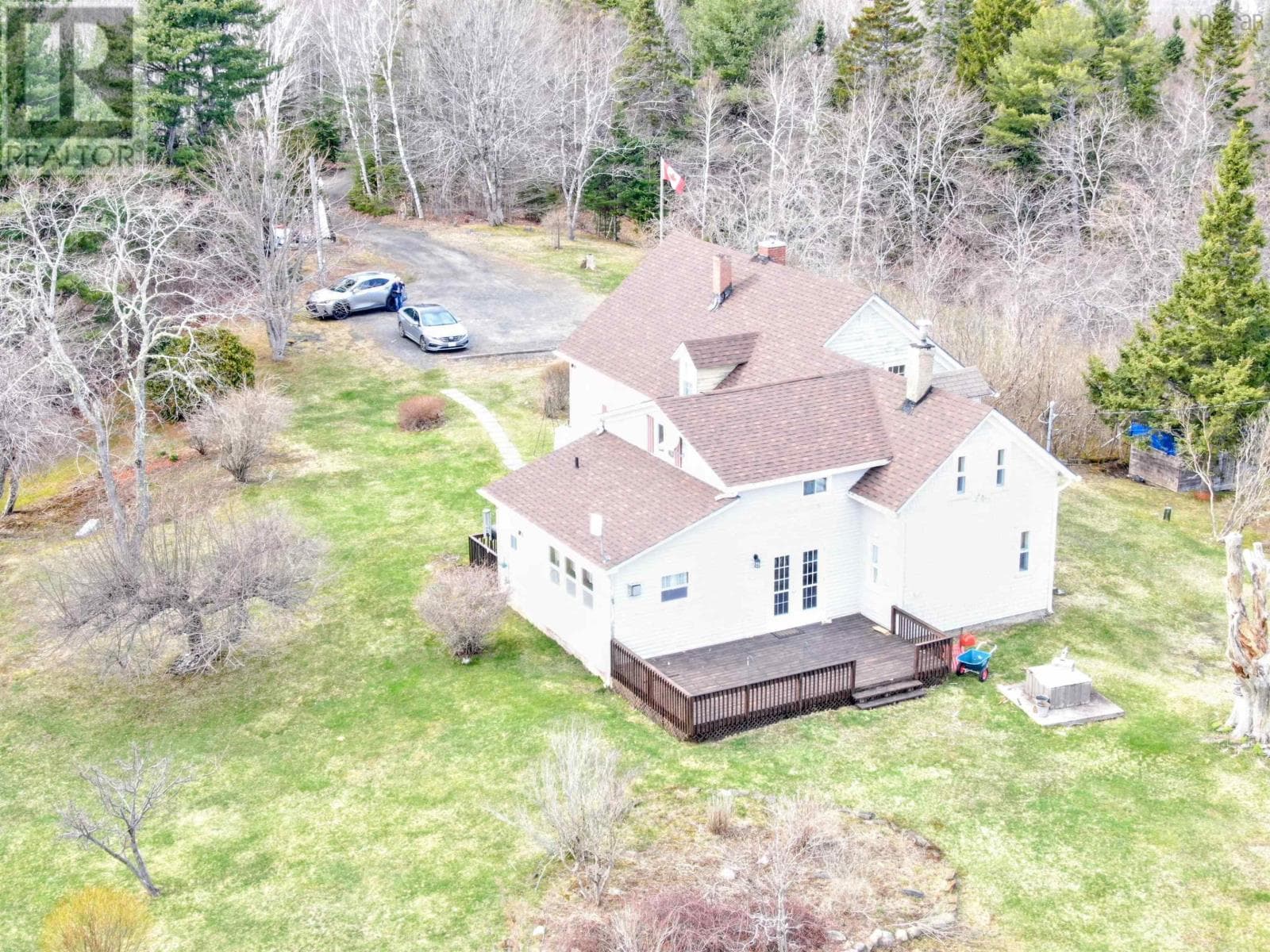 1536 Conquerall Road photo 4