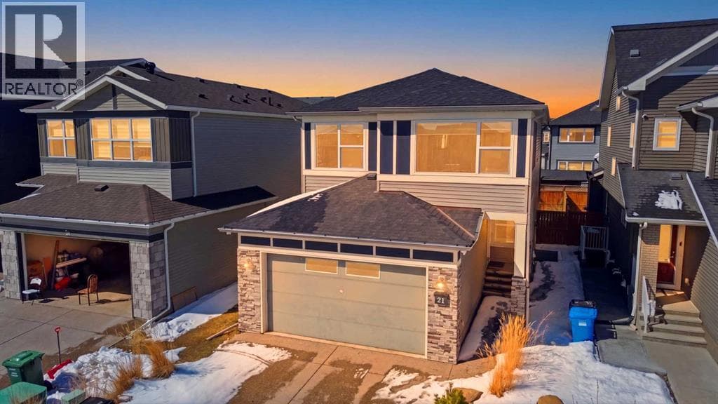 4 bed 4 bath single family at 21 SAVANNA Green NE — $859,000