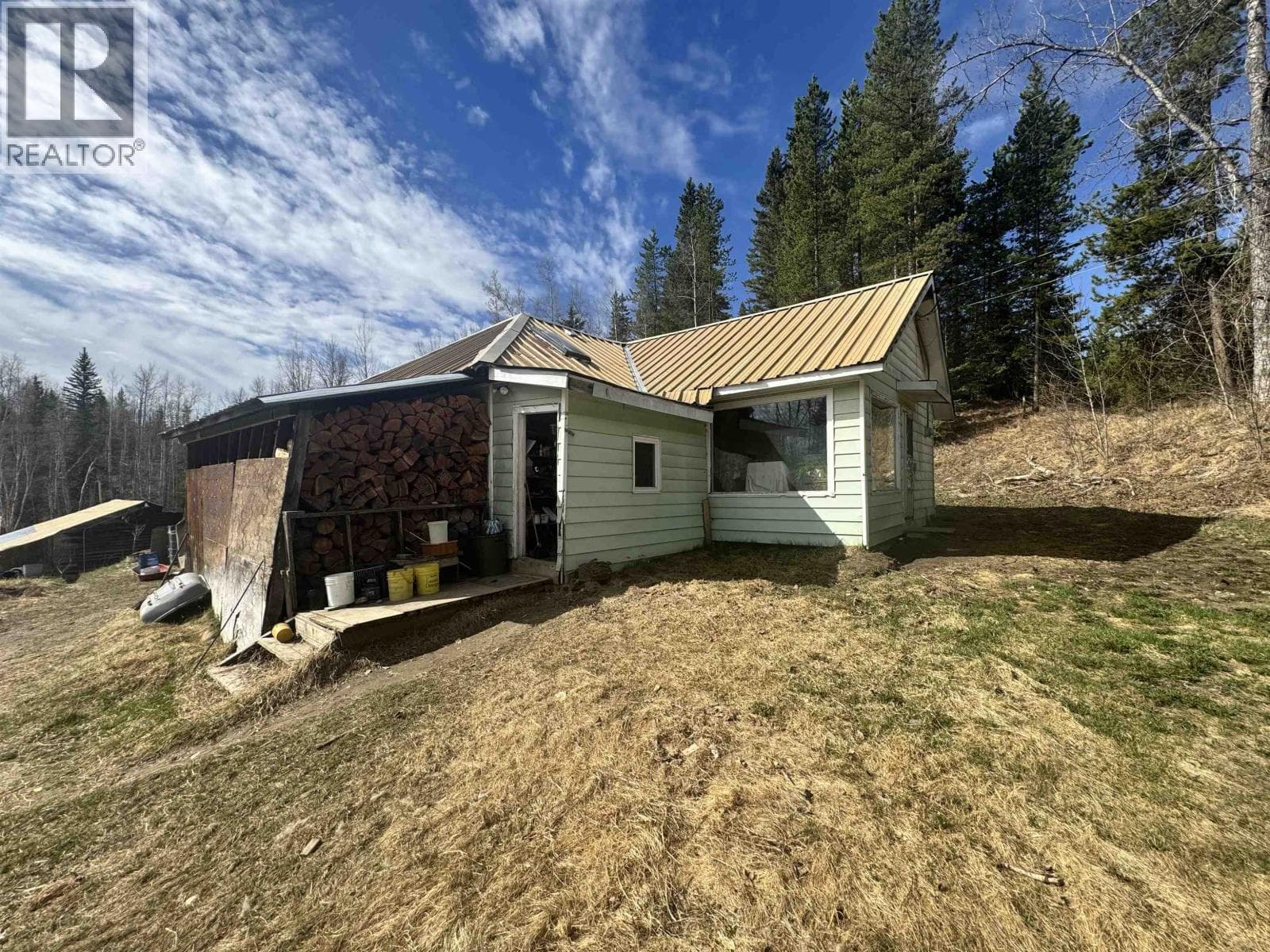 3 bed 1 bath single family at 5676 LOWDEN ROAD — $350,000